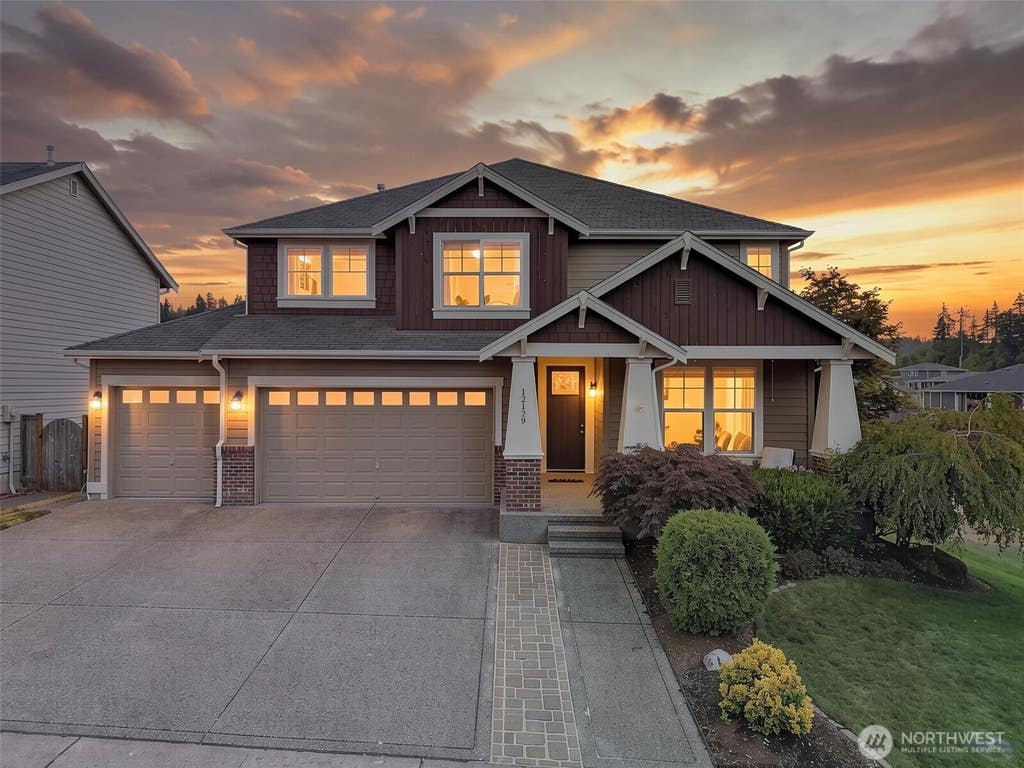 Photo of 12129 178th Avenue E, Bonney Lake, WA 98391 (MLS # 2557181)