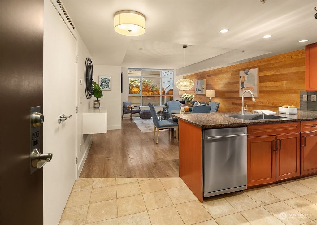 Photo of 1420 Terry Avenue #203, Seattle, WA 98101 (MLS # 2022906)