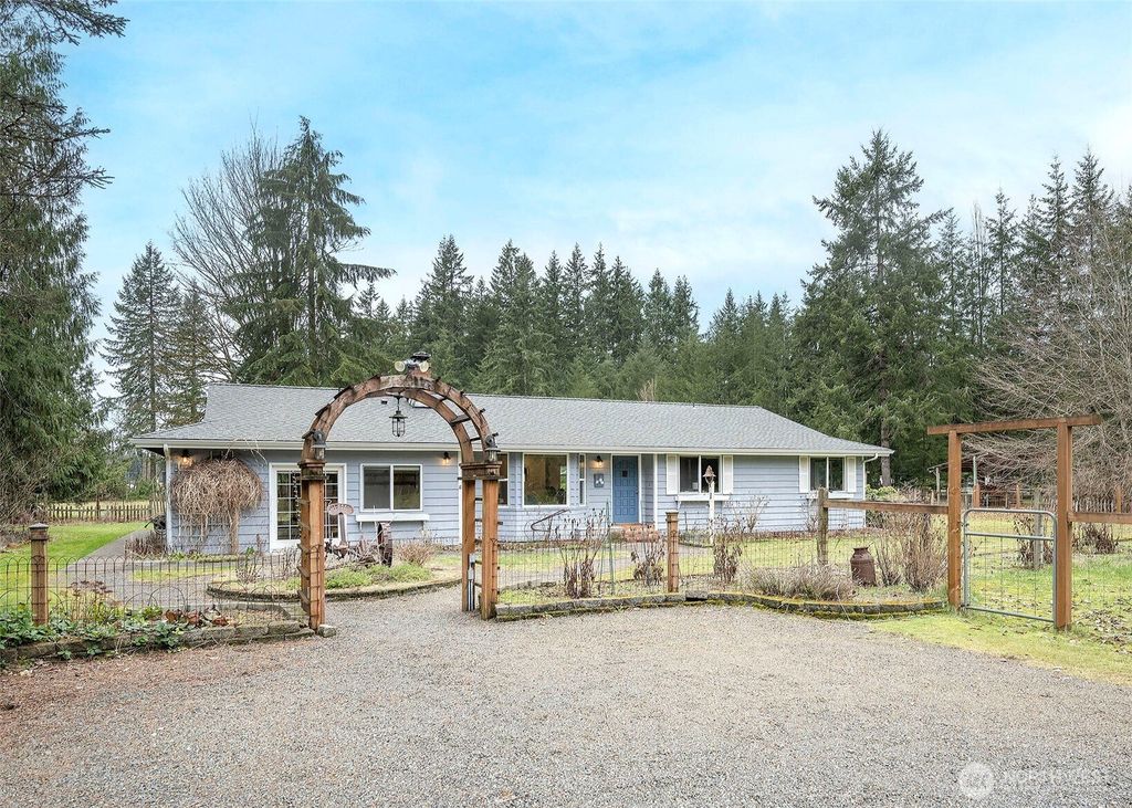 Photo of 9218 169th Avenue NE, Granite Falls, WA 98252 (MLS # 2485526)