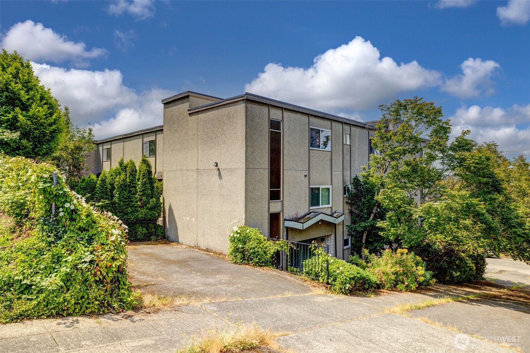 303 N 44th Street 105