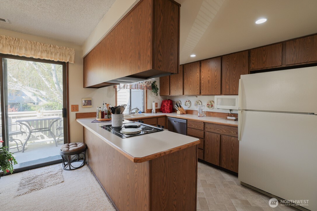 9930 NE 144th Lane #202