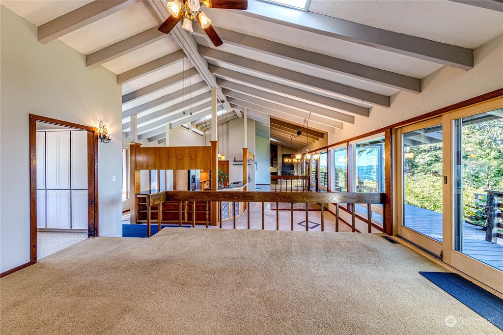 listing image 9368042582404499226
