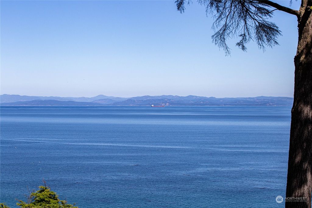 listing image 9362810798351566704