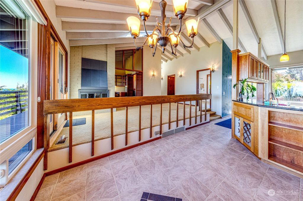 listing image 9368026304831420628