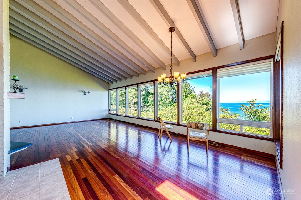 listing image 9361875253942259598