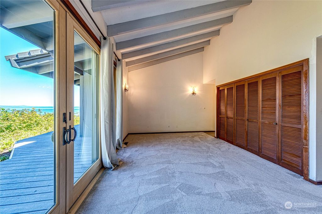 listing image 9368947054469688369