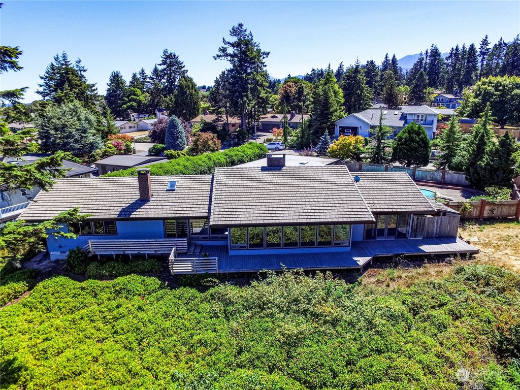 listing image 9360410477359659494