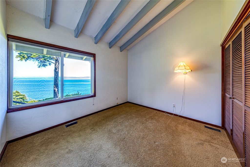 listing image 9363784702228620161