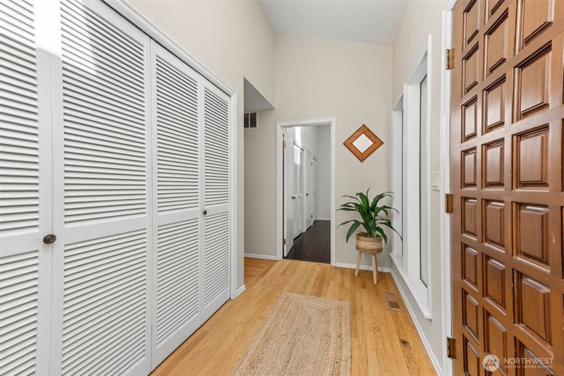 909 30th Street NW 2C