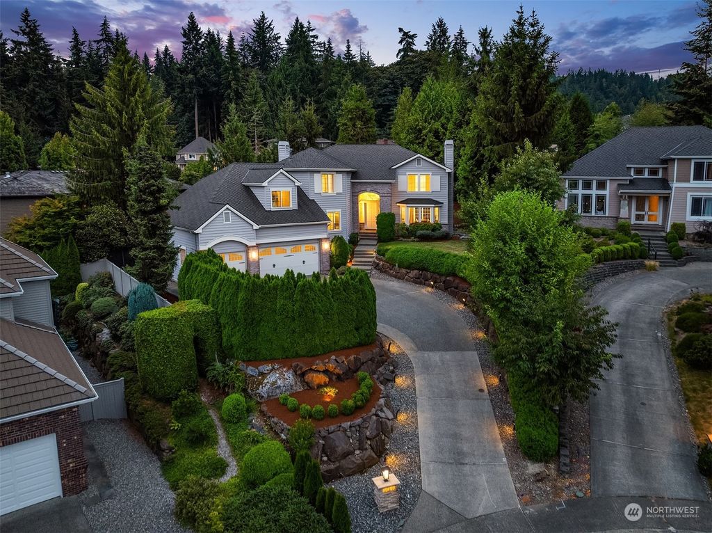 Photo of 18409 NW Montreux Drive, Issaquah, WA 98027 (MLS # 2277673)