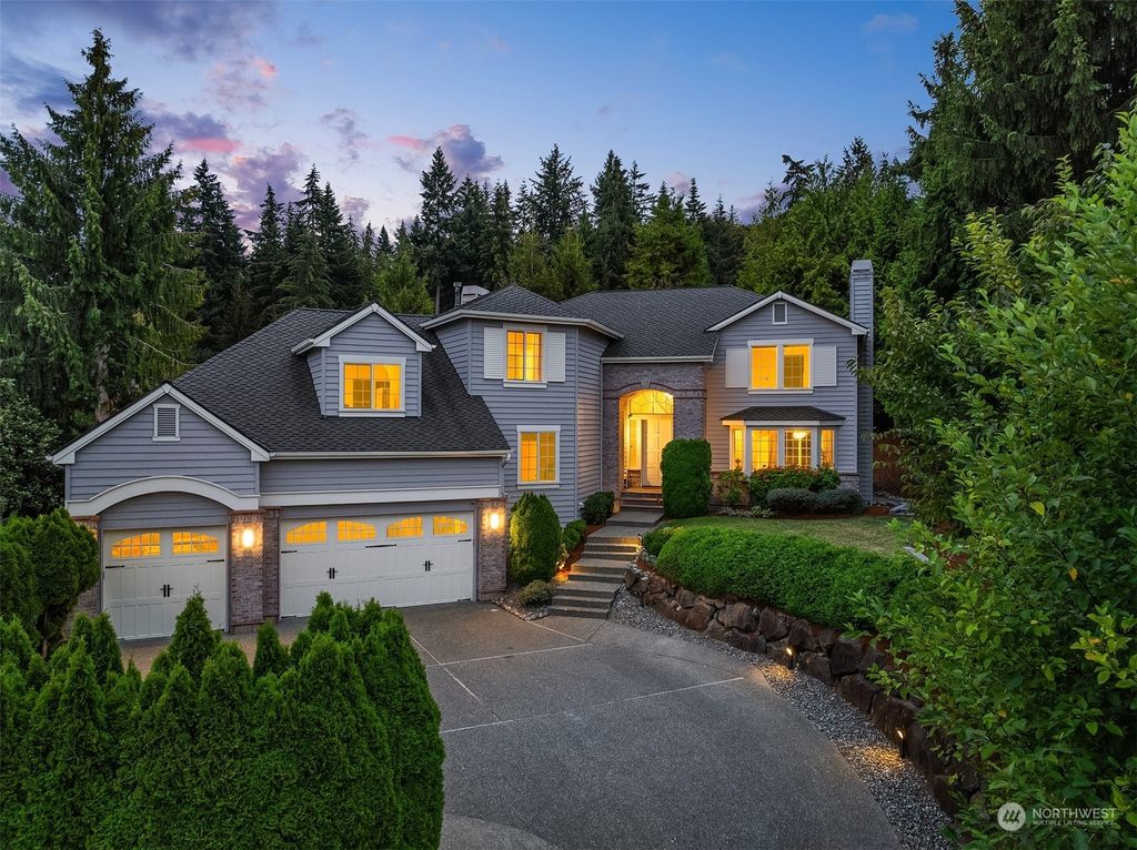 Photo of 18409 NW Montreux Drive, Issaquah, WA 98027 (MLS # 2277673)