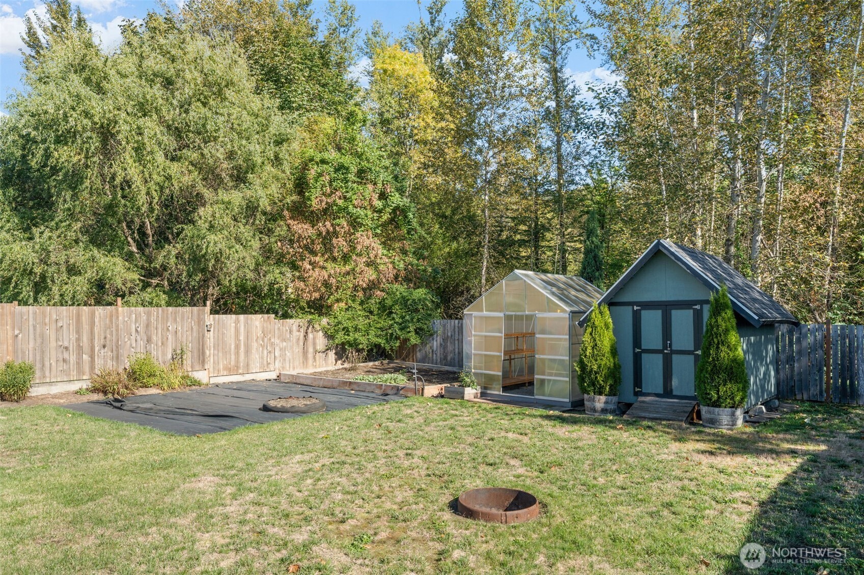 406 Brown Way SE