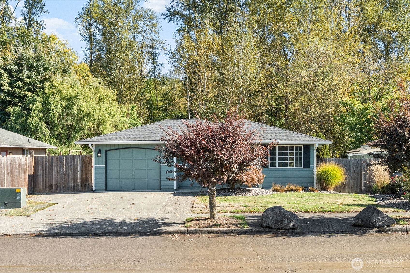 406 Brown Way SE