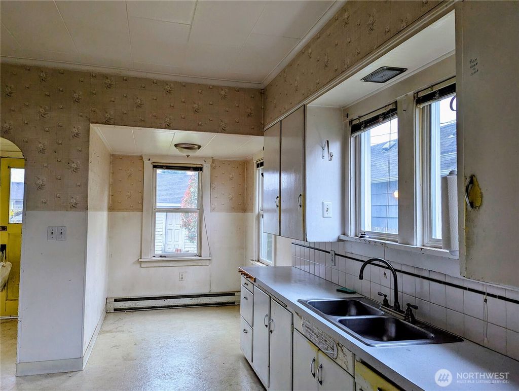 Photo of 1615 4th Street, Marysville, WA 98270 (MLS # 2502937)