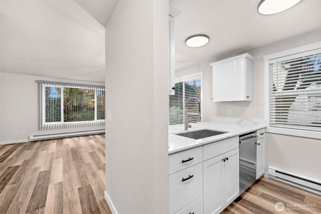 Photo of 1302 Chestnut Street #2, Everett, WA 98201 (MLS # 2448254)