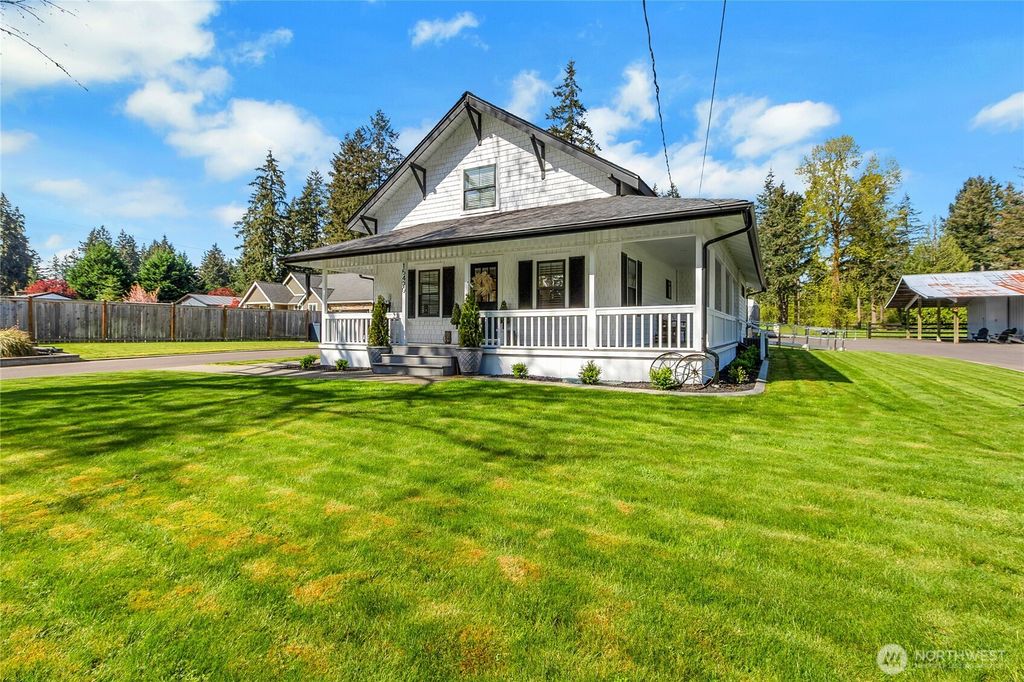 Photo of 15420 62nd Avenue E, Puyallup, WA 98375 (MLS # 2518867)