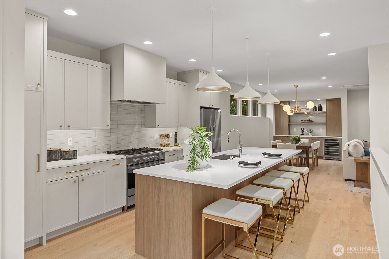 4222 Meridian Avenue