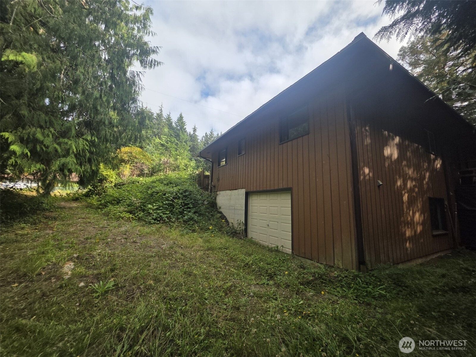 401 Fairway Drive
