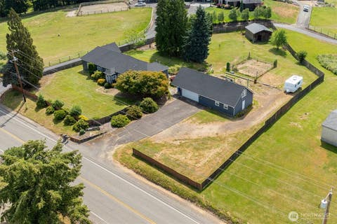Photo of 2102 Mt Brynion Road, Kelso, WA 98626 (MLS # 2545002)