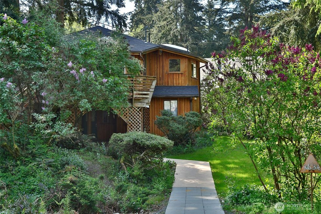 Photo of 3634 Harper Street, Clinton, WA 98236 (MLS # 2518601)