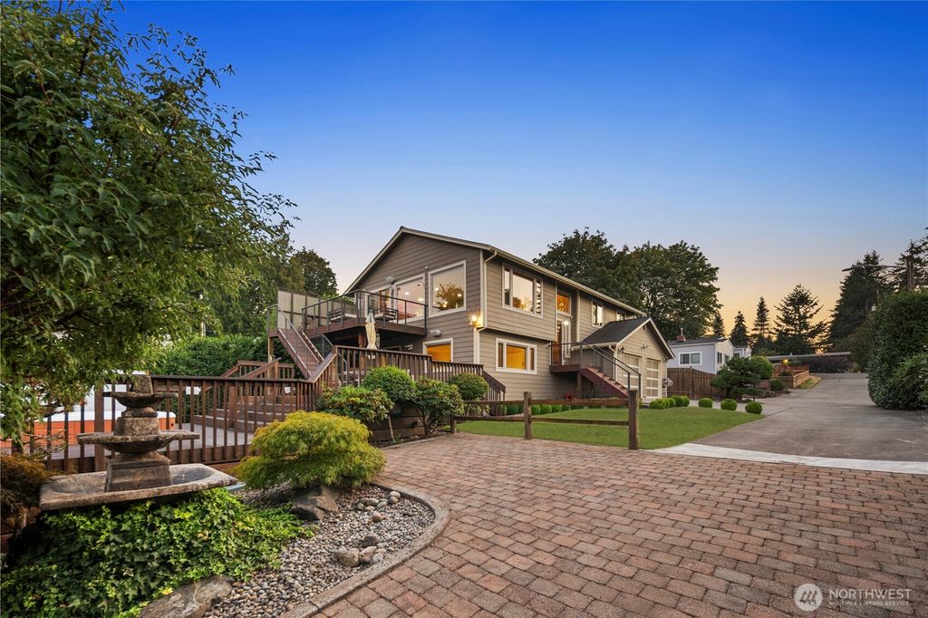 Photo of 15630 47th Avenue S, Tukwila, WA 98188 (MLS # 2423193)