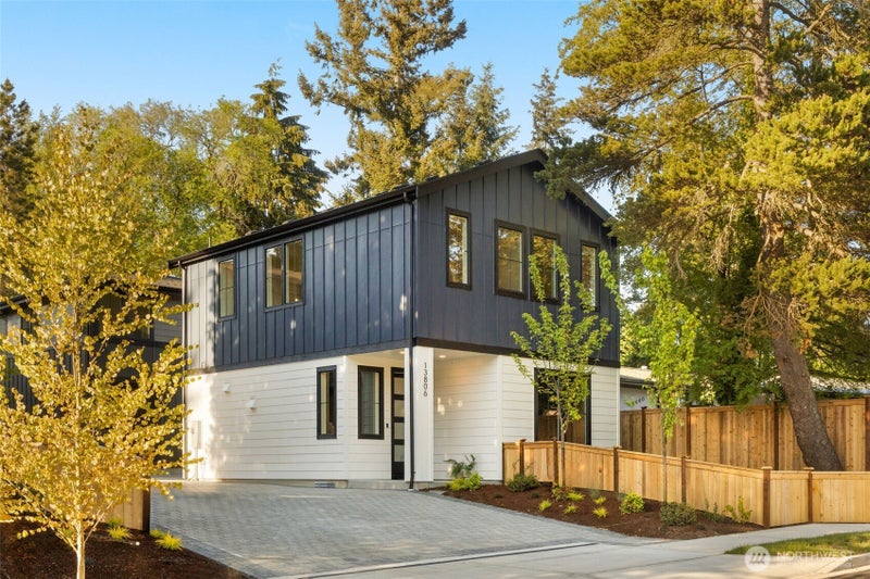 13806 84th Lane NE