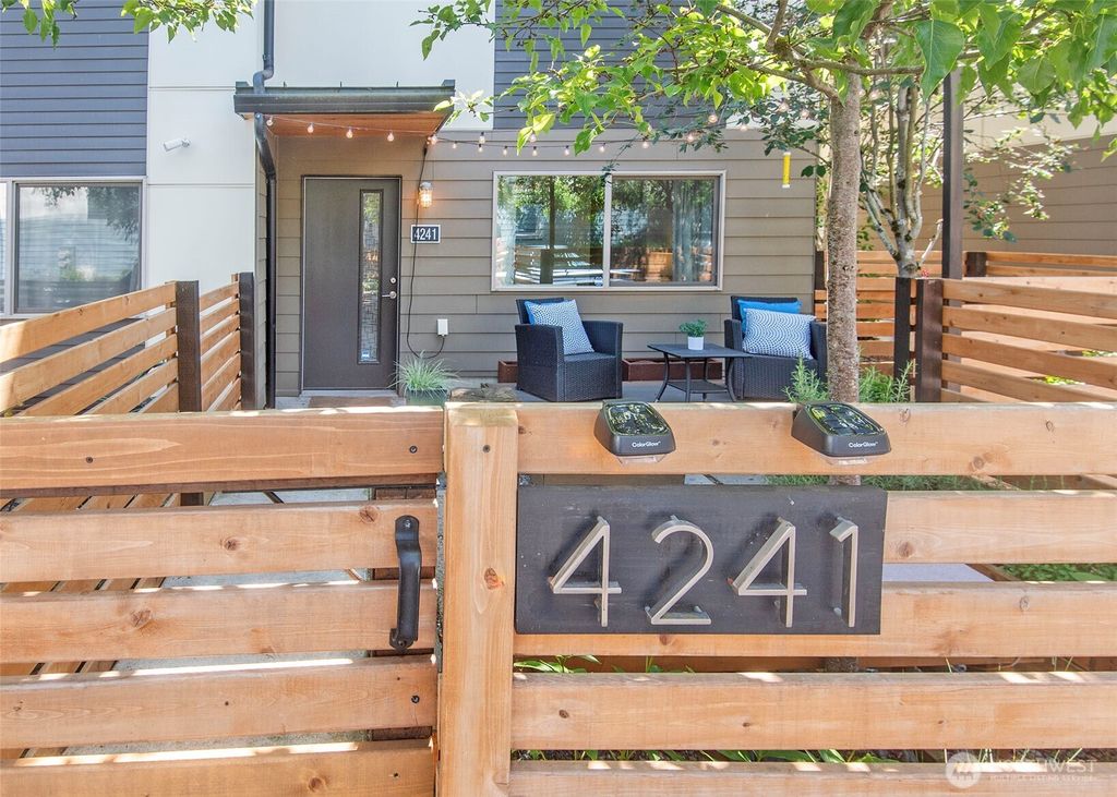 Photo of 4241 S Greenbelt Station Drive, Seattle, WA 98118 (MLS # 2383037)