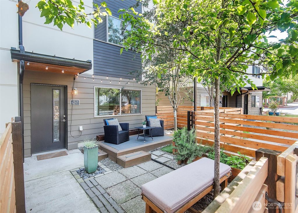 Photo of 4241 S Greenbelt Station Drive, Seattle, WA 98118 (MLS # 2383037)