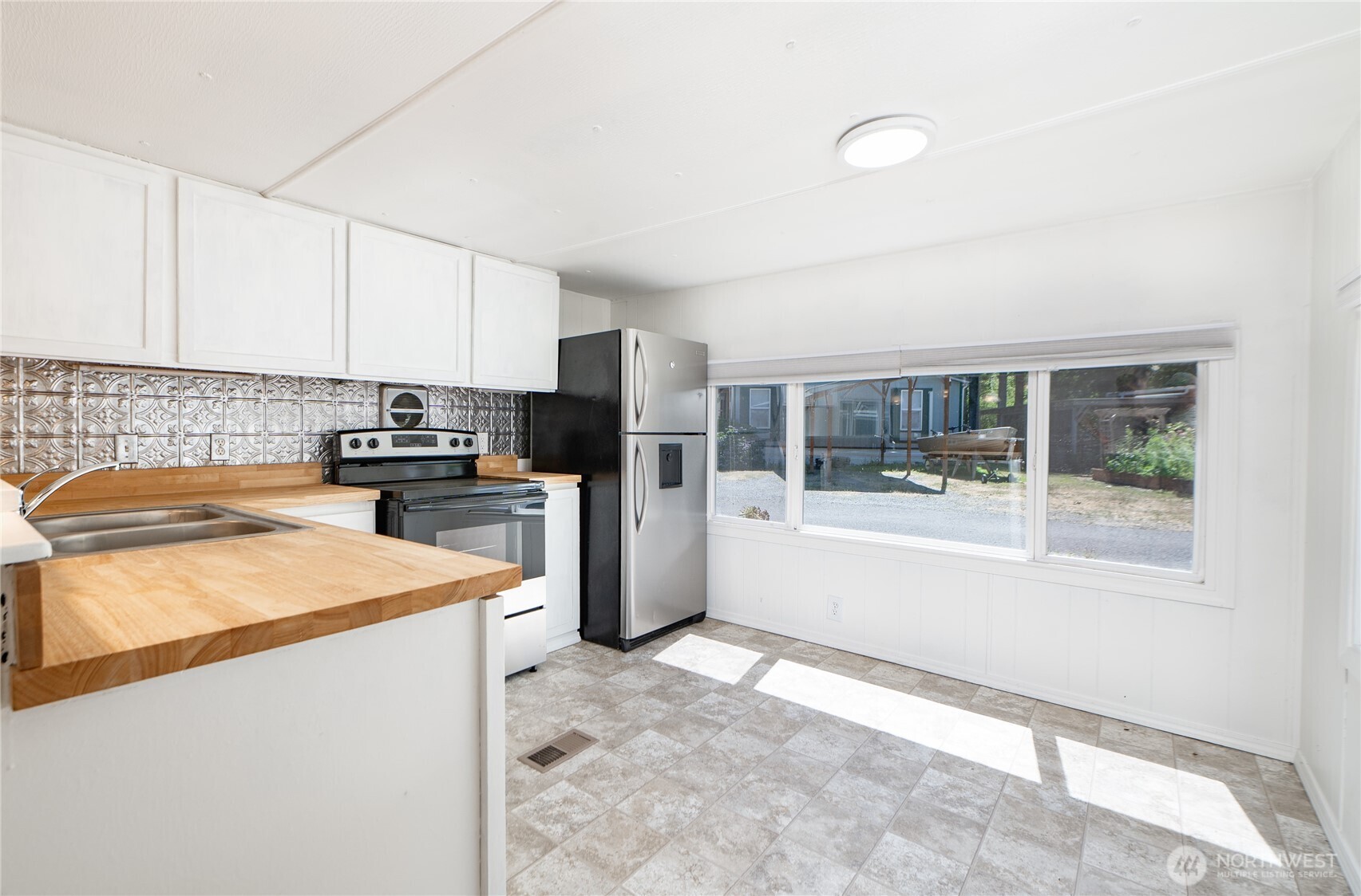 316 W Lake Samish Drive 21