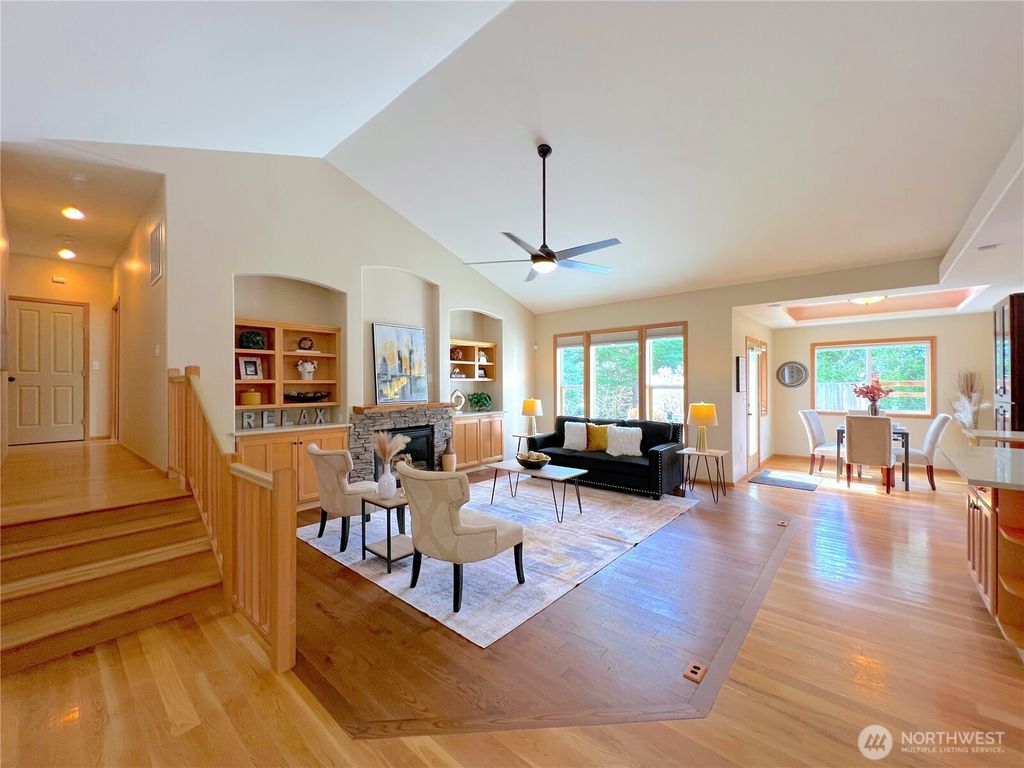 Photo of 24601 SE 390th Street, Enumclaw, WA 98022 (MLS # 2353813)