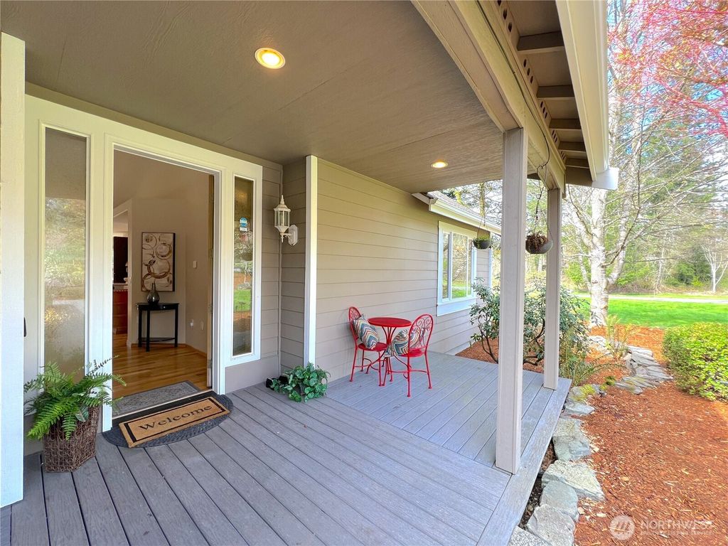Photo of 24601 SE 390th Street, Enumclaw, WA 98022 (MLS # 2353813)