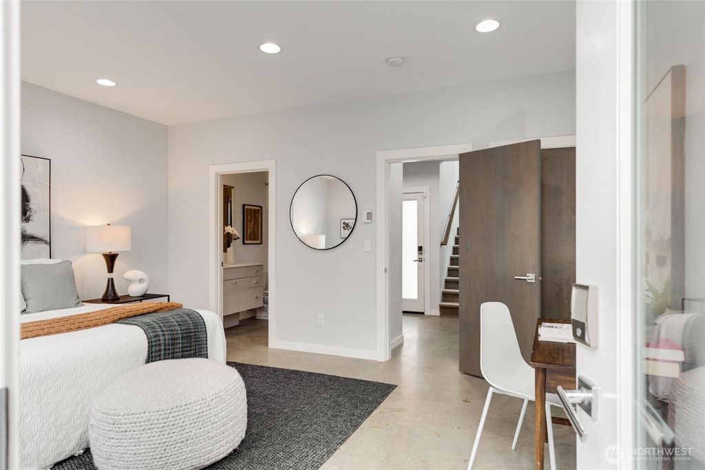 Photo of 1531 E Fir Street, Seattle, WA 98122 (MLS # 2339396)