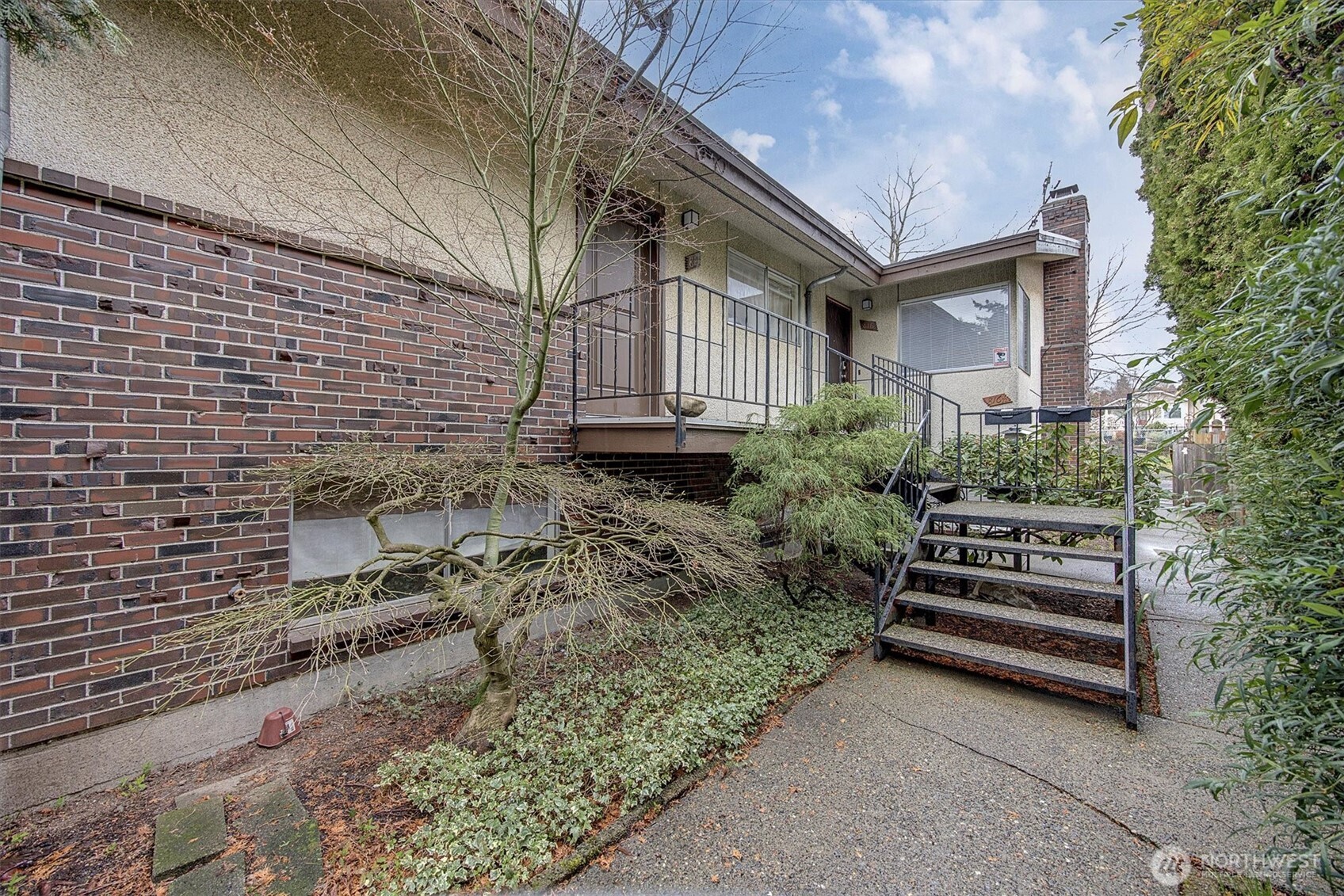 816 NW 60th St
