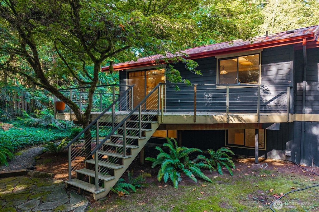 Photo of 8051 NE Paulanna Lane, Bainbridge Island, WA 98110 (MLS # 2581240)