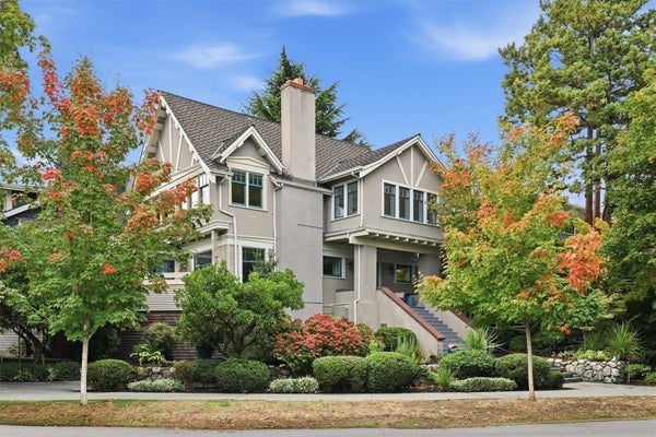 419 WHEELER ST, SEATTLE, WA 98109 - Image dd5e5db0ffaecdebad57a080ab337358/82112641