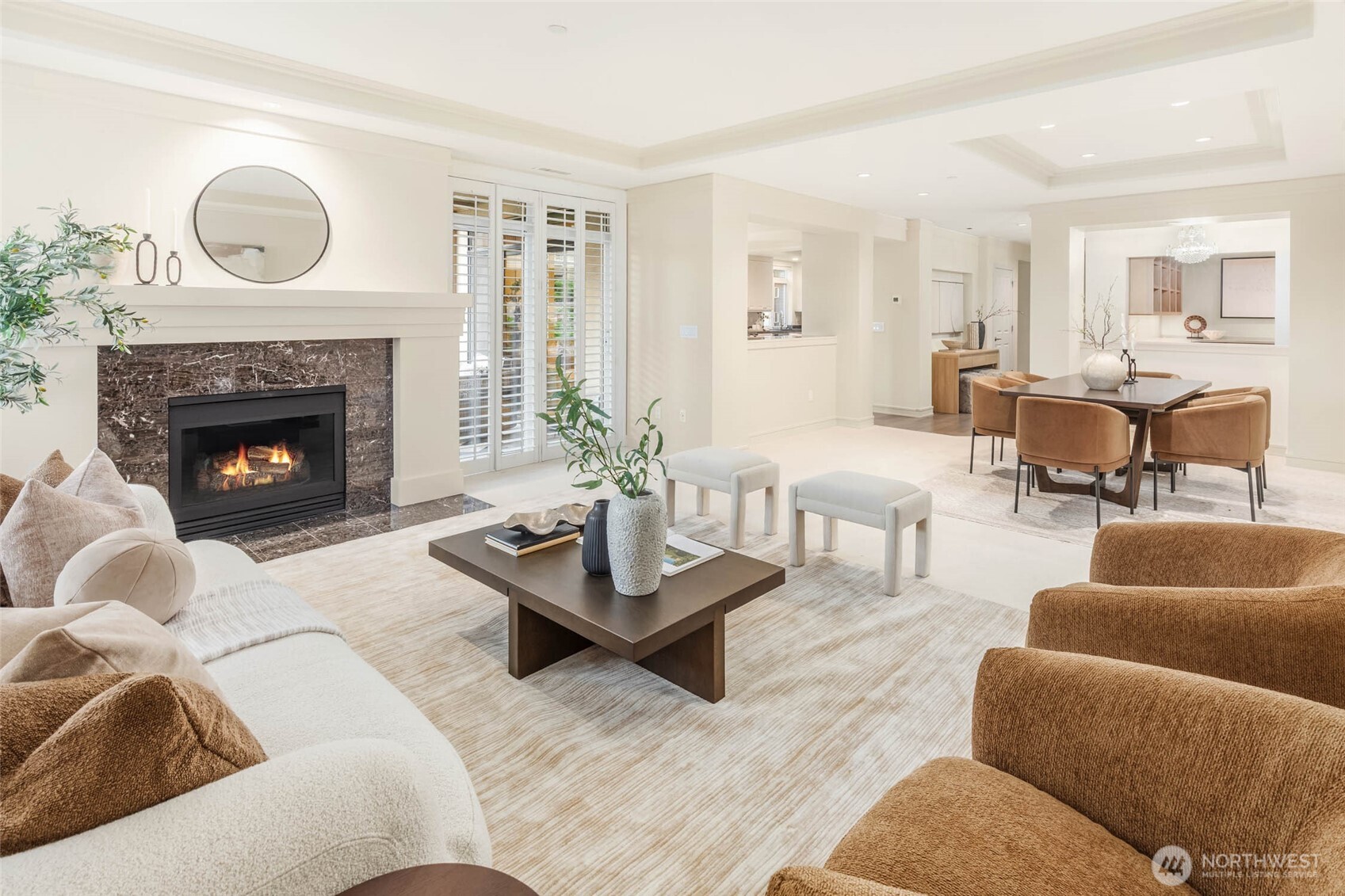 530 Lake Street S H202