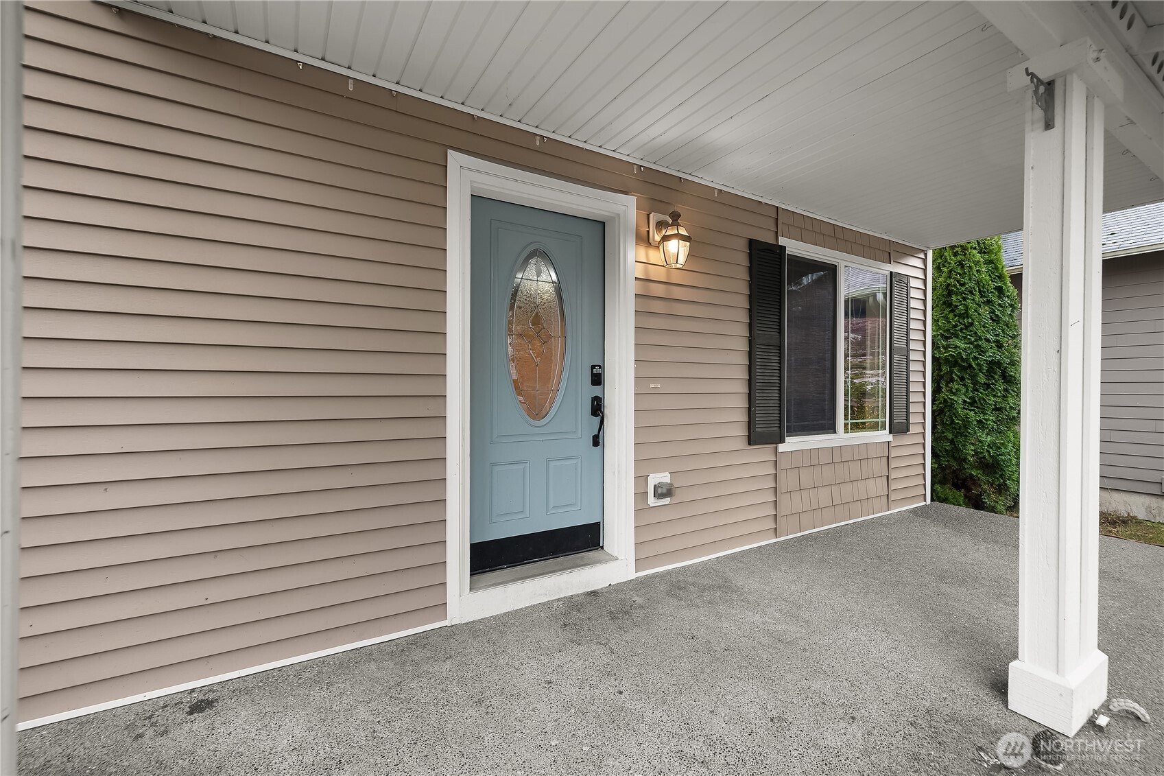 2011 Pleasure Drive SE