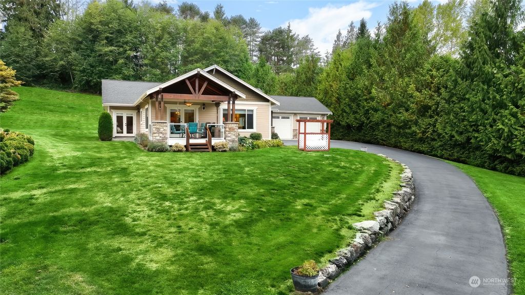 Photo of 8318 147th Avenue SE, Snohomish, WA 98290 (MLS # 2165562)