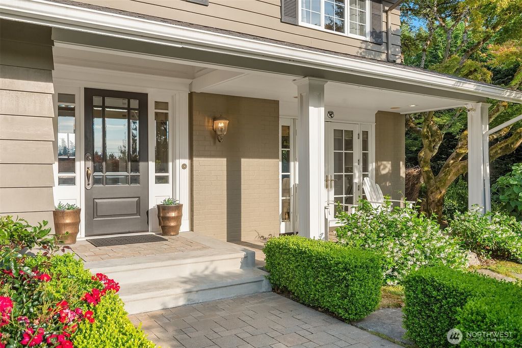 Photo of 9011 NE 34th Street, Yarrow Point, WA 98004 (MLS # 2415208)