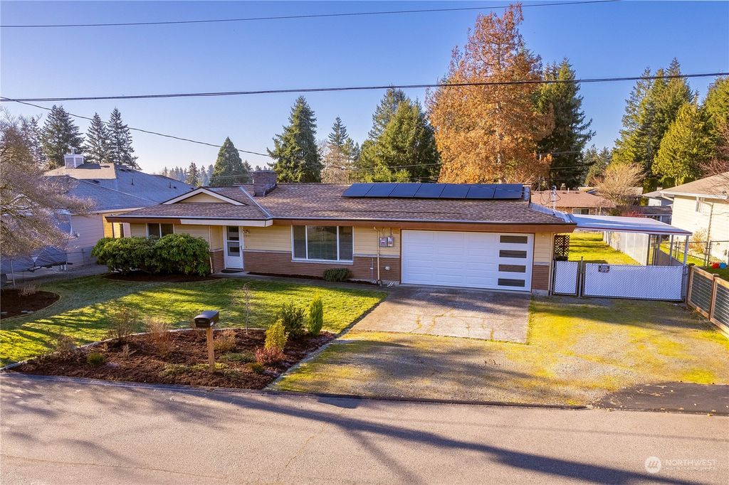 Photo of 26121 145th Avenue SE, Kent, WA 98042 (MLS # 2325244)