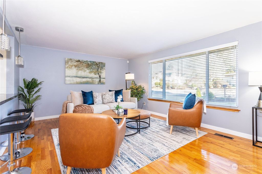 Photo of 26121 145th Avenue SE, Kent, WA 98042 (MLS # 2325244)