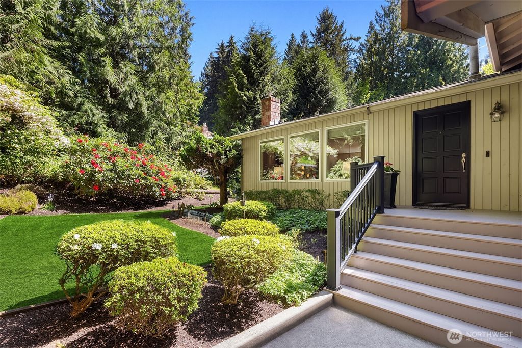 Photo of 19423 NE 165th Street, Woodinville, WA 98077 (MLS # 2368281)
