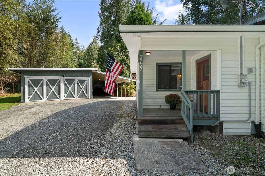 Photo of 2727 Middle Shore Road, Snohomish, WA 98290 (MLS # 2431936)