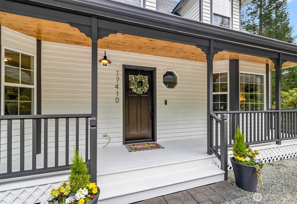 Photo of 17410 9th Place NE, Snohomish, WA 98290 (MLS # 2347560)