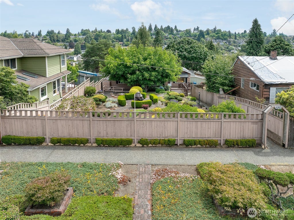 Photo of 3242 36th Avenue W, Seattle, WA 98199 (MLS # 2549036)
