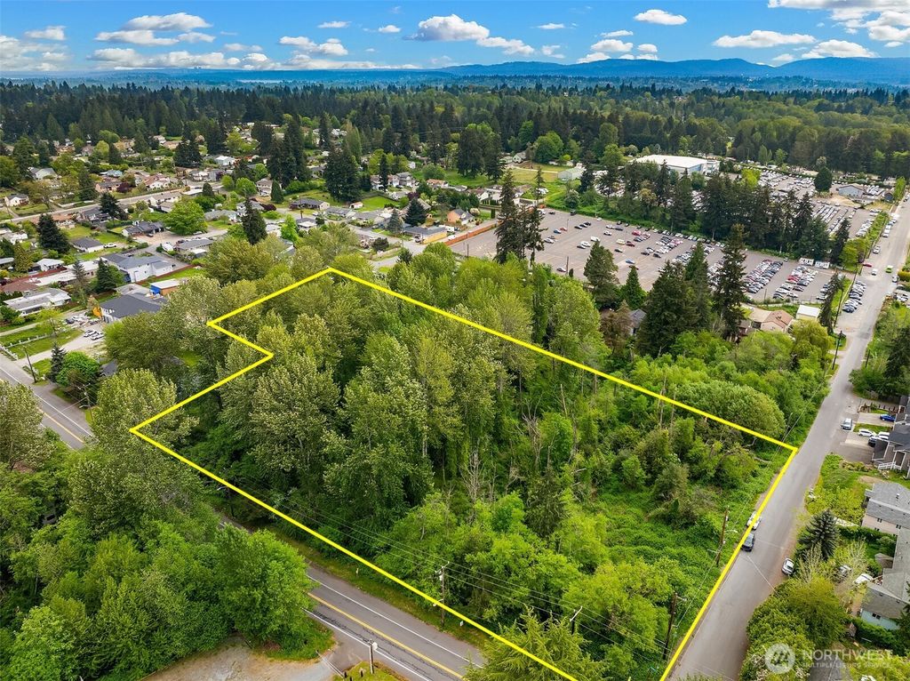 Photo of 84 XX S 140th Street, Burien, WA 98168 (MLS # 2521480)