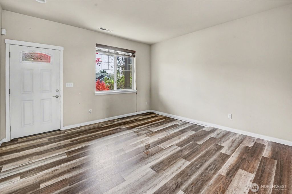 Photo of 2413 165th Street E, Tacoma, WA 98445 (MLS # 2514350)