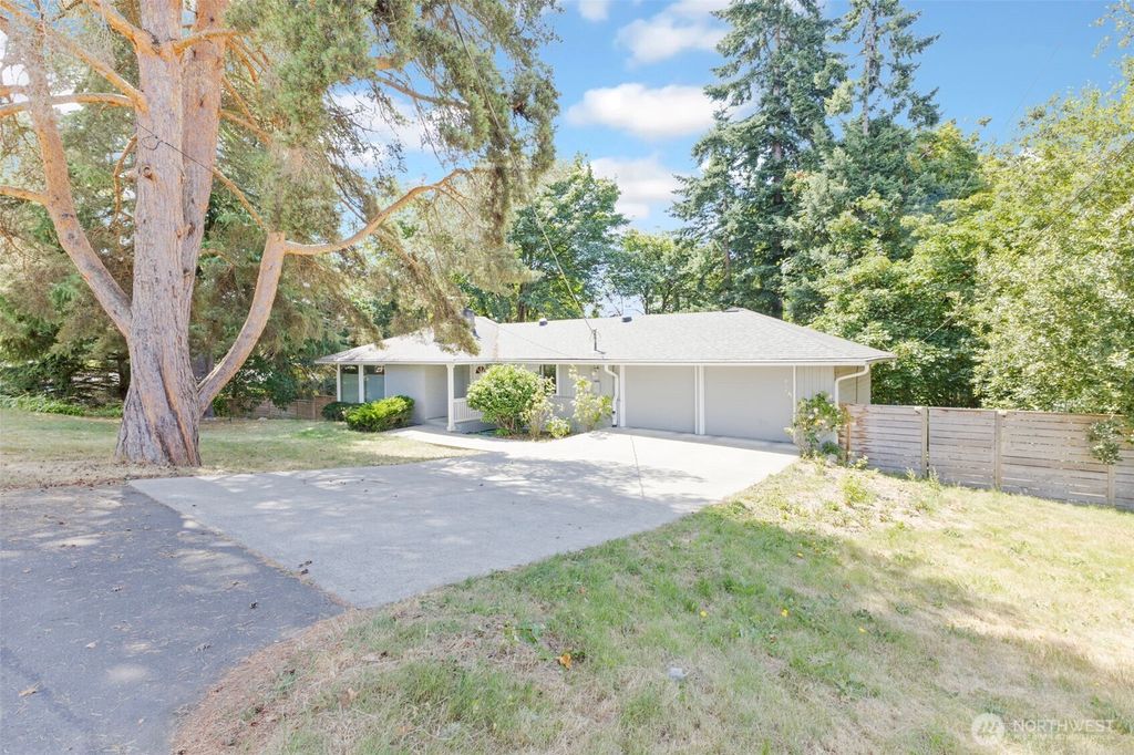 Photo of 11005 Crestwood Drive S, Seattle, WA 98178 (MLS # 2440672)