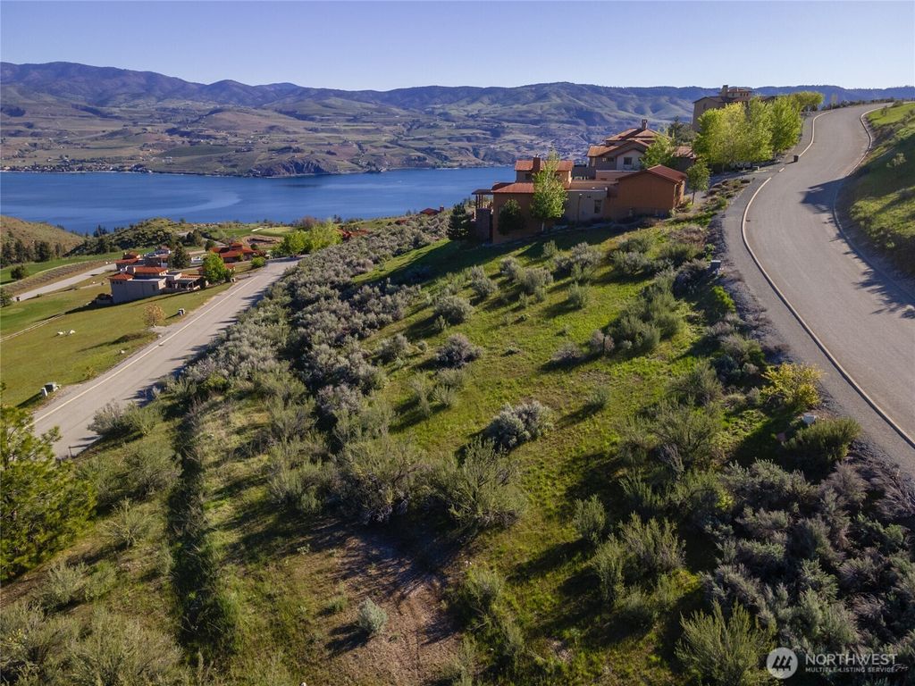 Photo of 43 Sabio Way, Chelan, WA 98816 (MLS # 2475112)