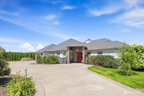 Photo of 270 Summers Circle, Walla Walla, WA 99362 (MLS # 2583390)